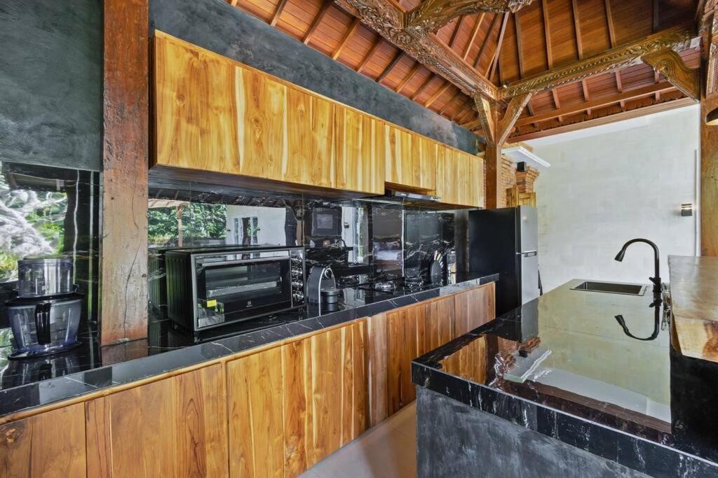New 4 Bedroom Villa Surrounded By Jungle And Ricefields Ubud Exterior foto
